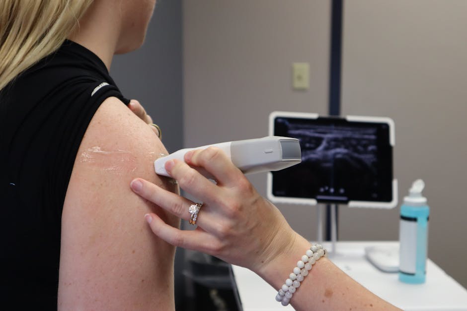 Ultrassom articular (POC-US) nos hemocentros: A ferramenta não invasiva que detecta microssangramentos ocultos.